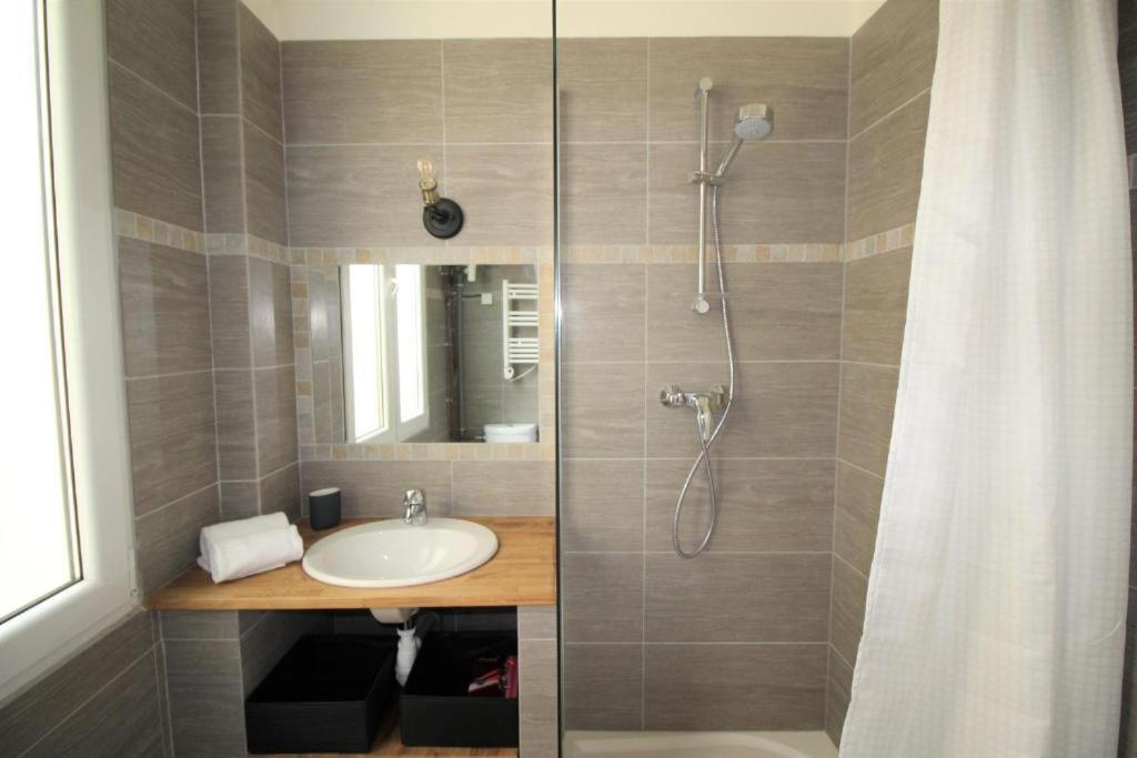 Nice Renting - Notre Dame - Cosy Loft Perfect View On The Roofs Ngoại thất bức ảnh